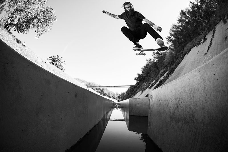 Clint_Walker_Kickflip_Santa_Barbra